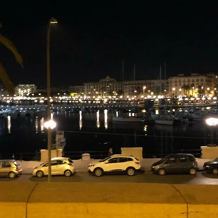 Nyaraló Flores Bari