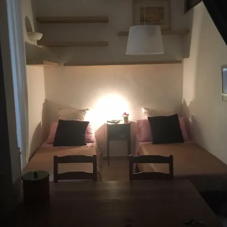 Nyaraló Flores Bari